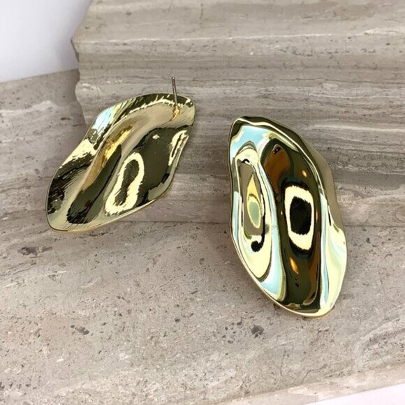 New ~ Anthropologie Shashi Barcelona Stud Gold Earrings - Picture 6 of 12